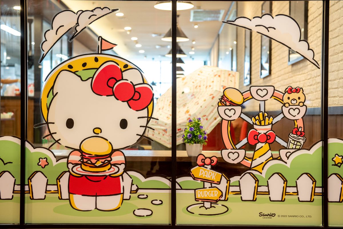 MOS BURGER10062022